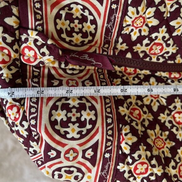 Vera Bradley Duffle Traveler Bag Brand New - Picture 5 of 5